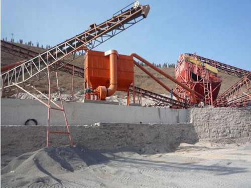 華康中天生產(chǎn)的礦山破碎機(jī)除塵器特點多